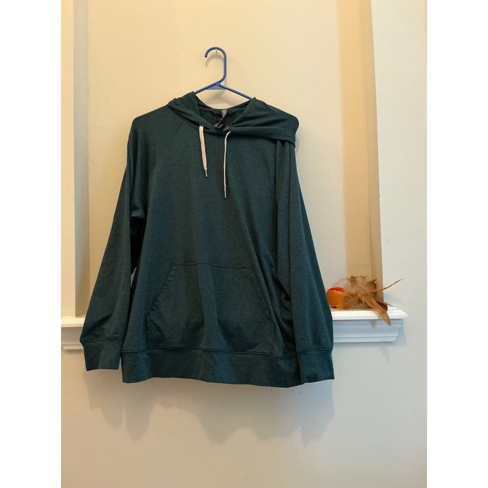 Vuori halo oversized hoodie size small